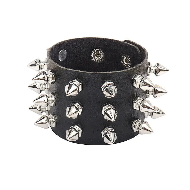 90s Heart Gothic Spike Bracelet – Adjustable Black Studded Faux Leather Punk Rock Wristband