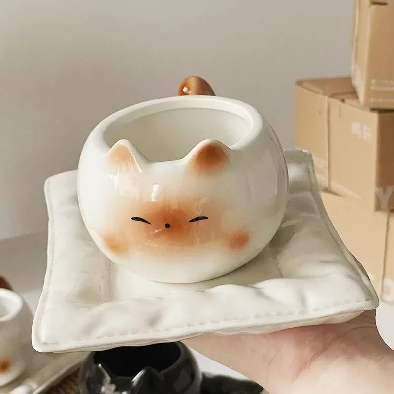 Ceramic Siamese Cat Coffee Mug – Cute Kitten Underglaze Cup for Coffee, Milk & Tea, Gift for Cat Lovers