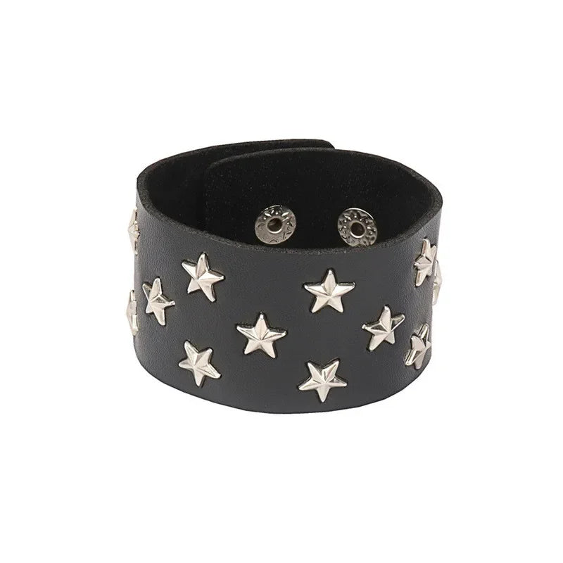90s Heart Gothic Spike Bracelet – Adjustable Black Studded Faux Leather Punk Rock Wristband
