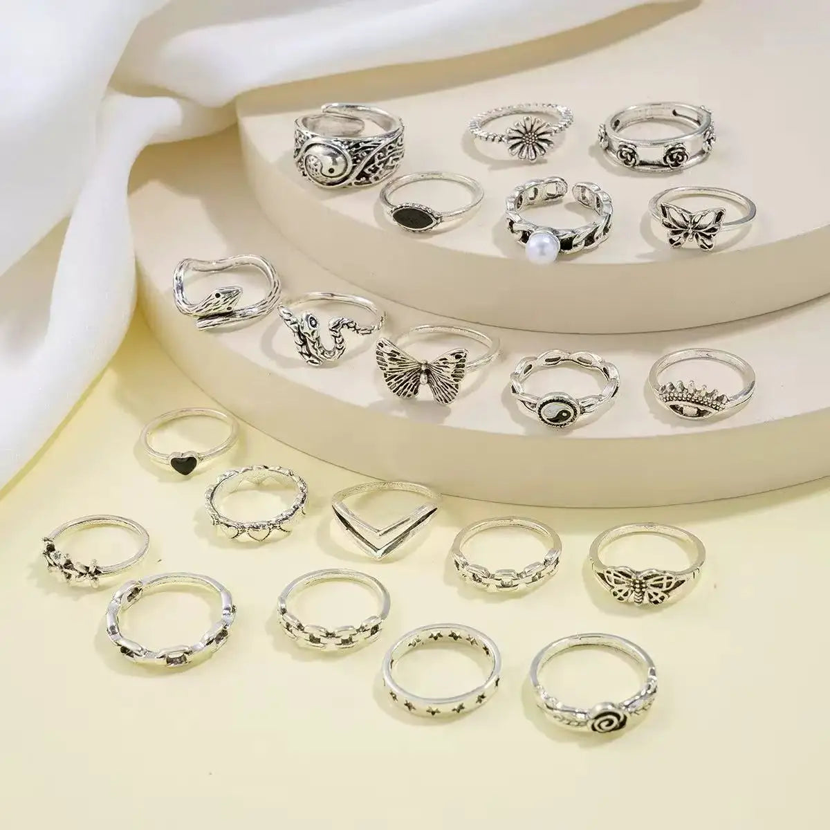 Retro Gothic Women’s Rings Set – 21 Piece Vintage Silver Stackable Knuckle Rings