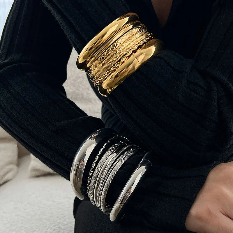 Vintage Punk Twist Texture Bangle Bracelet Set – Gold and Silver Tone Stackable Statement Cuffs
