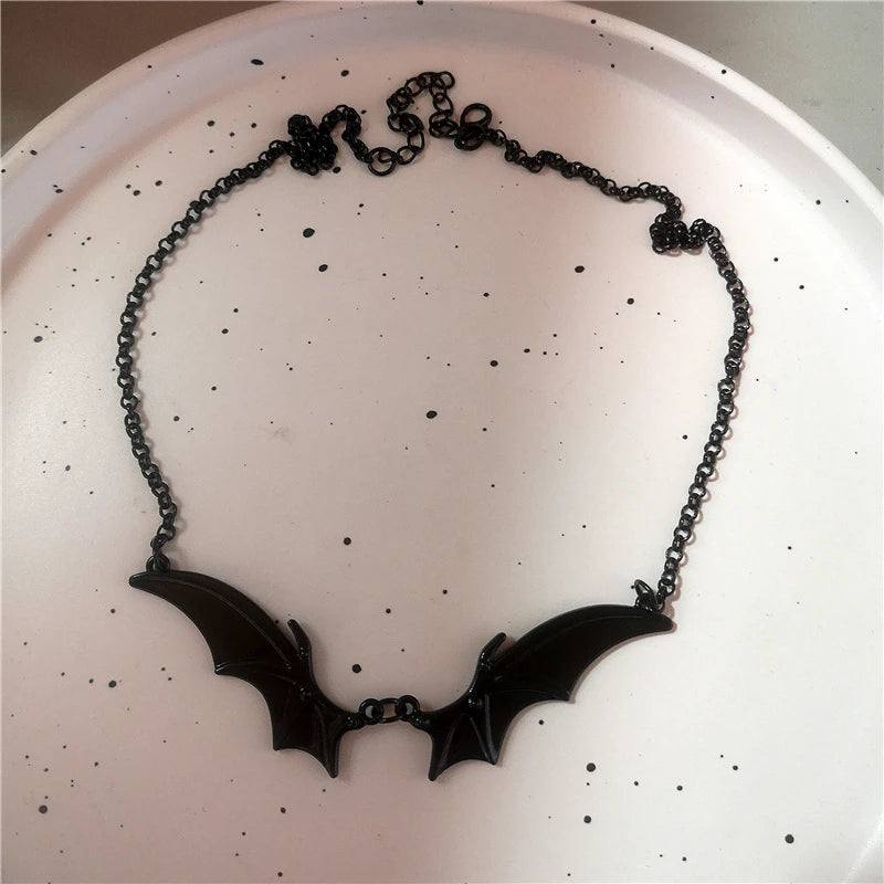 Gothic Red Butterfly Pendant Choker Necklace – Y2K Grunge Charm Jewelry with Star, Heart, Cross & Ghost Claw