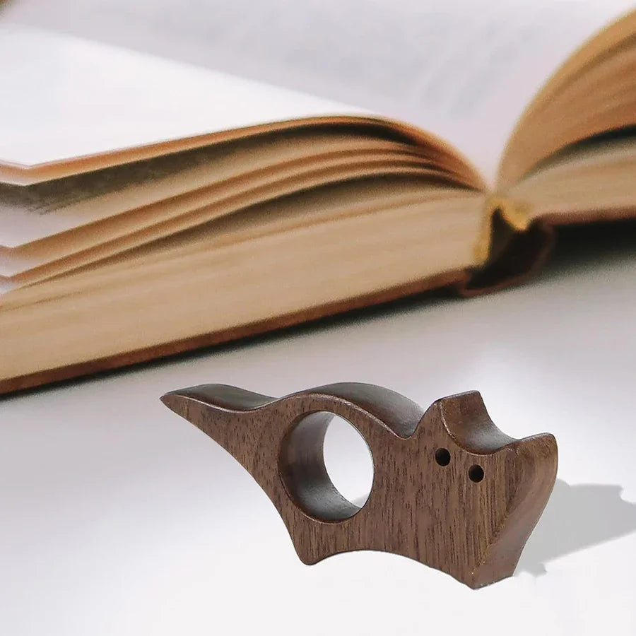 Wooden Cat Dog Bookmark – Cute Pet Reading Page Marker for Book Lovers
