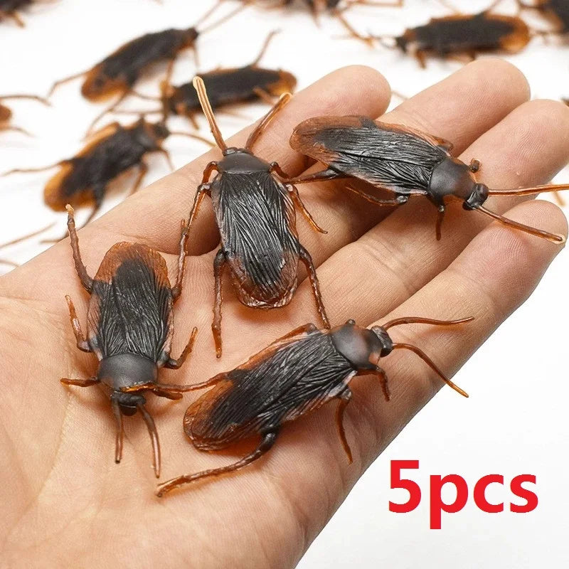 Halloween Plastic Cockroaches Prank Props - Rubber Bugs Joke Decoration Toy Gag Gift