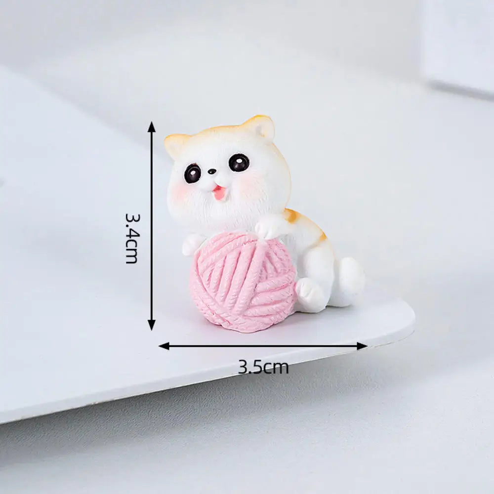 Black Cat Resin Figurine Mini Cartoon Animal Ornament Desktop Decoration Car Micro-Landscape