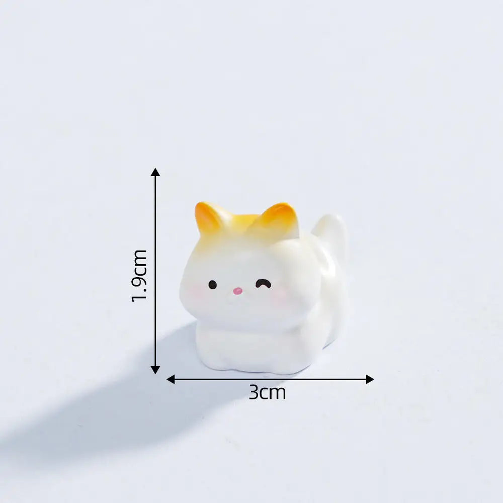 Black Cat Resin Figurine Mini Cartoon Animal Ornament Desktop Decoration Car Micro-Landscape