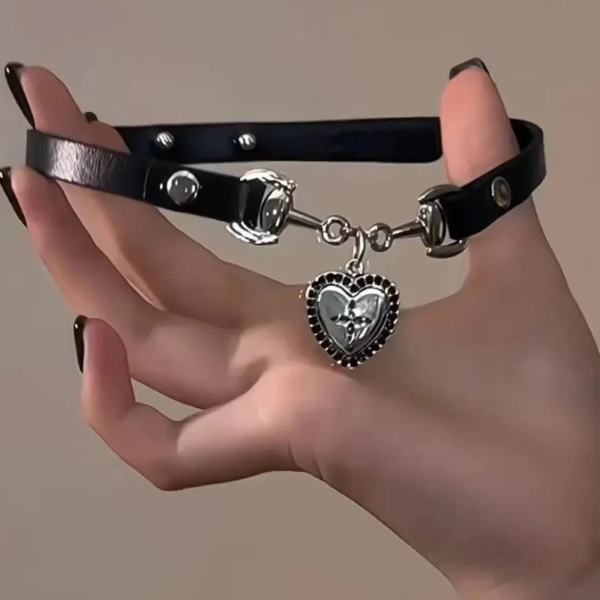 Gothic Red Butterfly Pendant Choker Necklace – Y2K Grunge Charm Jewelry with Star, Heart, Cross & Ghost Claw