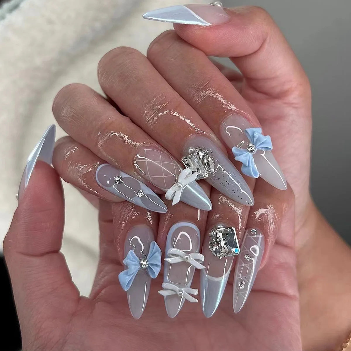 24Pcs Black Y2K Press On Nails, Diamond Butterfly Halloween Long Almond Tips