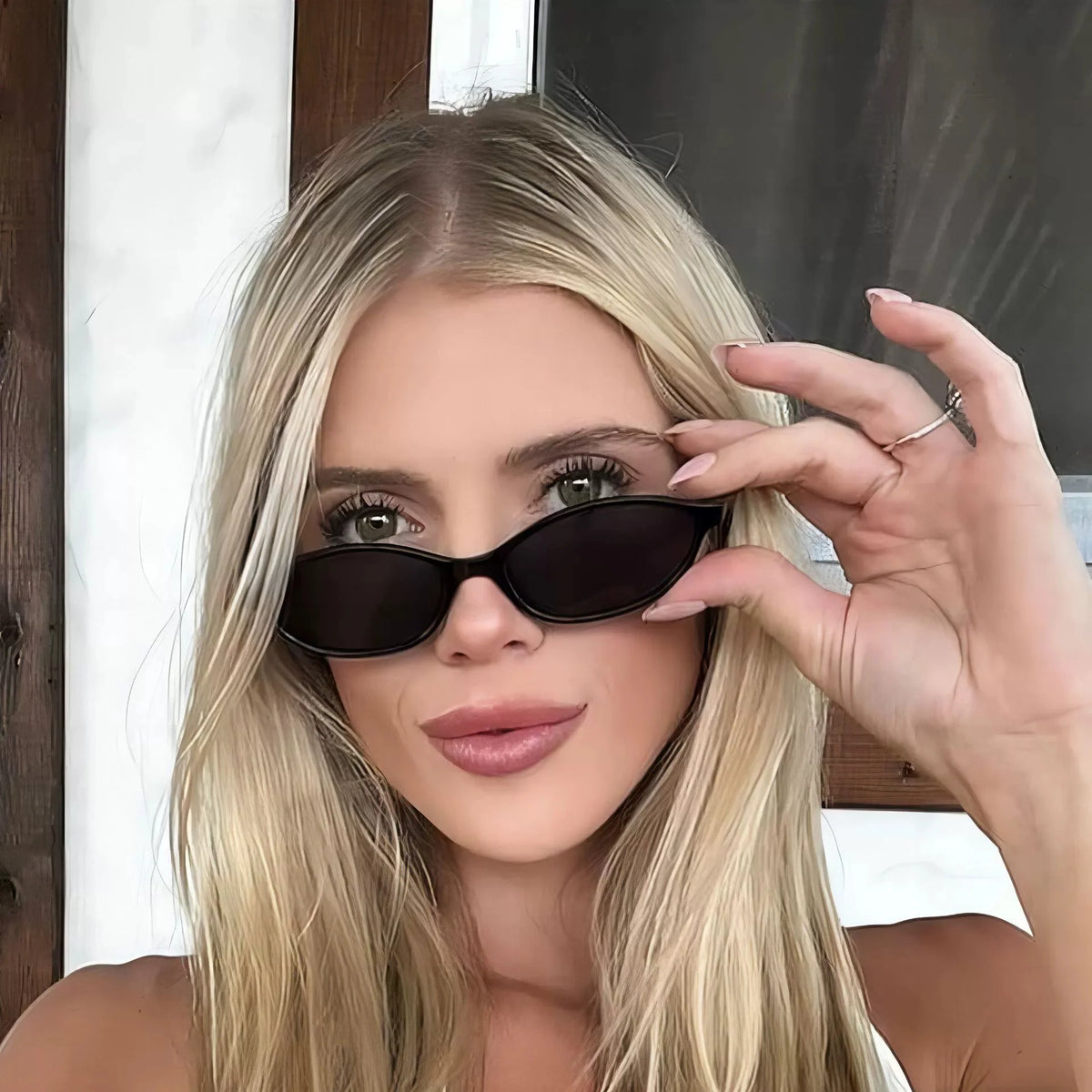 Retro Oval Cat Eye Sunglasses for Women, Y2K Trendy Narrow 90s Designer Shades