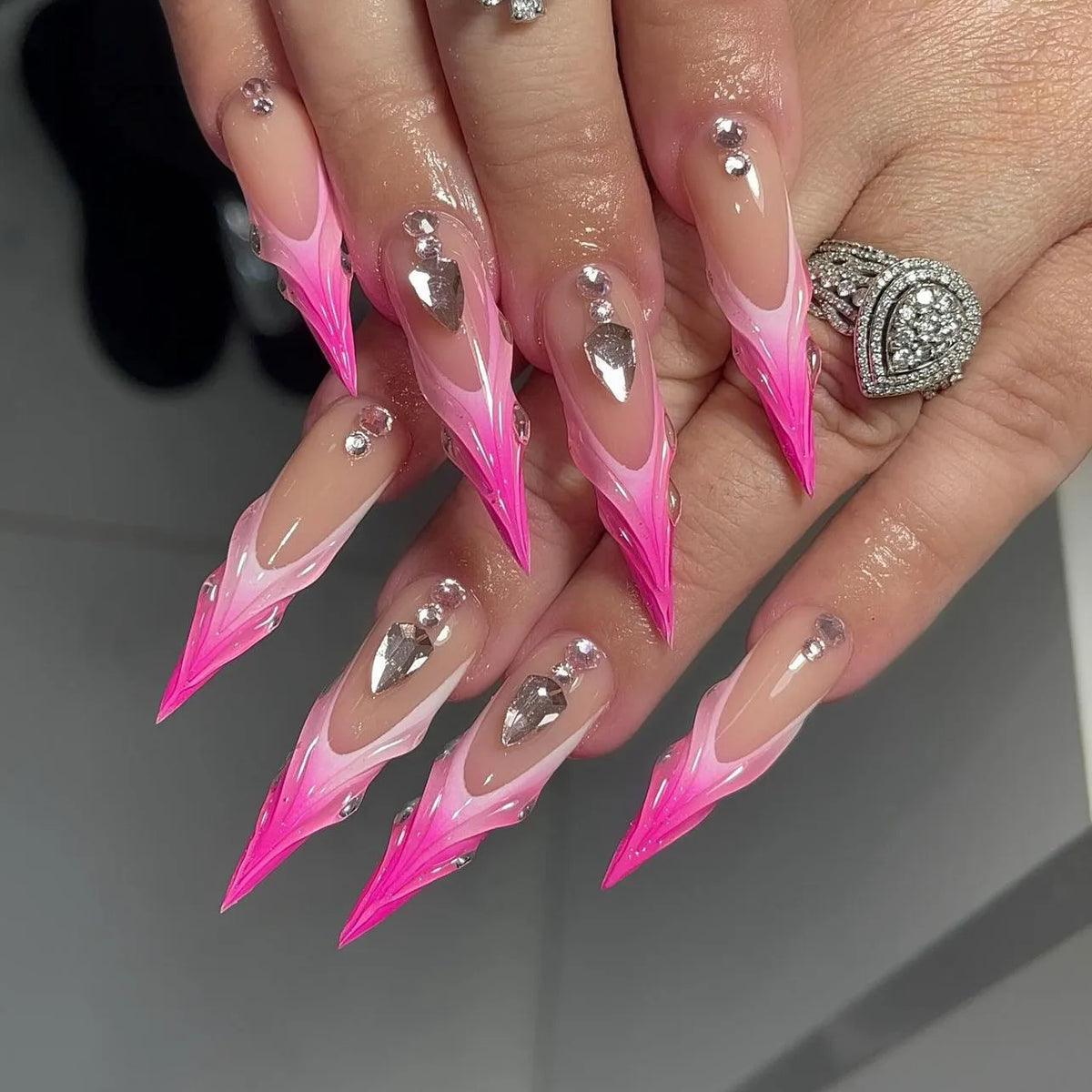 24Pcs Black Y2K Press On Nails, Diamond Butterfly Halloween Long Almond Tips