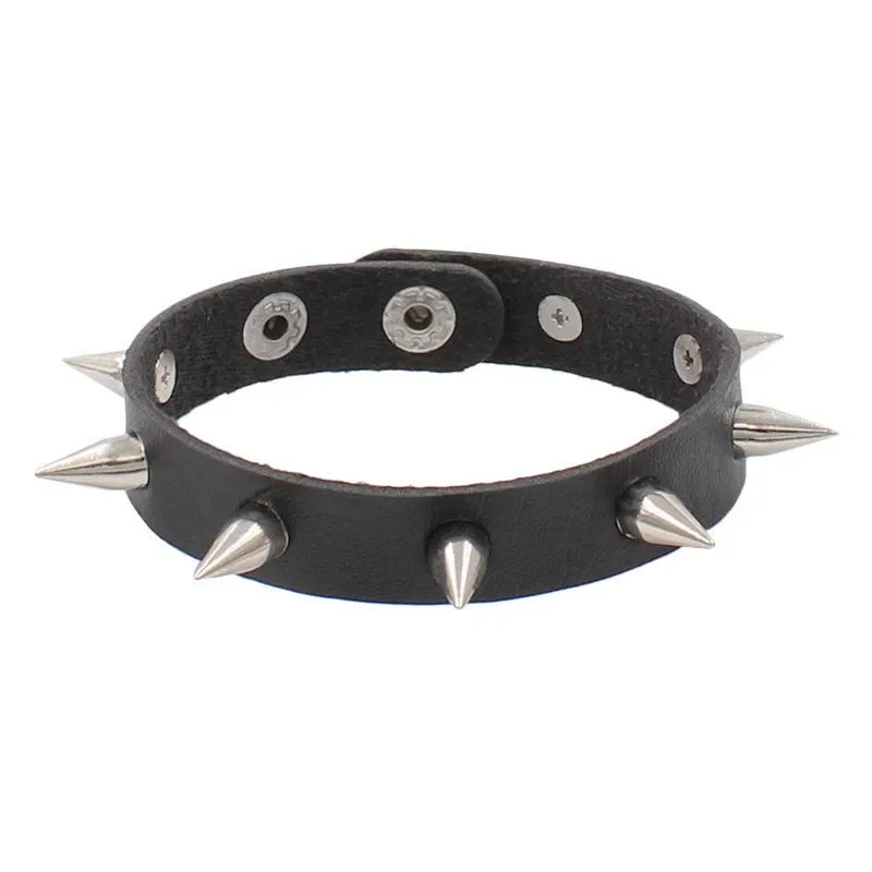 90s Heart Gothic Spike Bracelet – Adjustable Black Studded Faux Leather Punk Rock Wristband