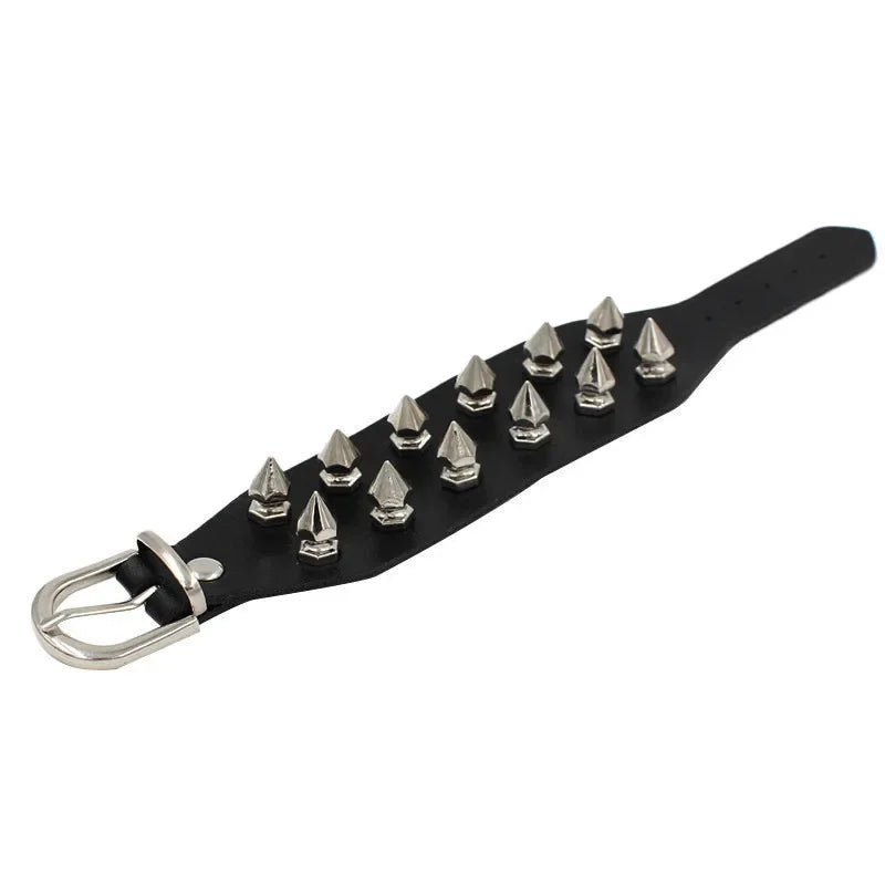 90s Heart Gothic Spike Bracelet – Adjustable Black Studded Faux Leather Punk Rock Wristband